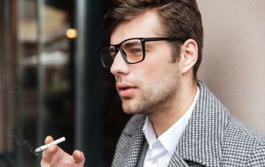 Чому варто купувати сигарети дрібним оптом?